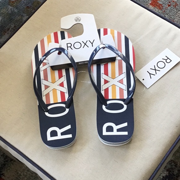 NWT Roxy flip flop sandals Starfish V navy stripe